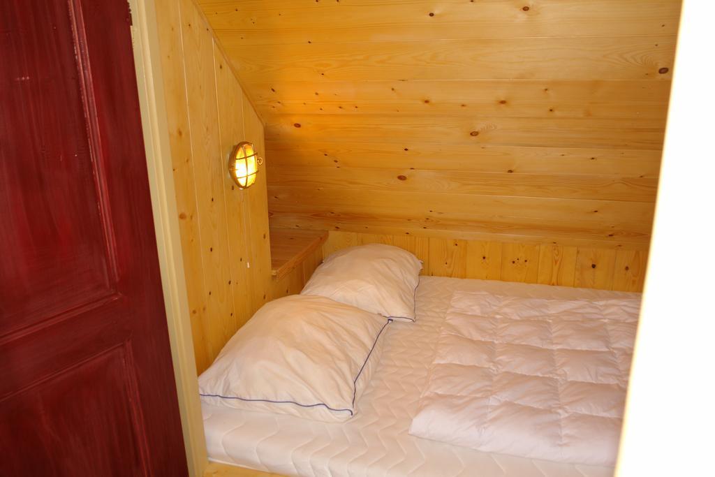 Chata Hugo - 3 Retreat Apartments Tanvald Eksteriør billede